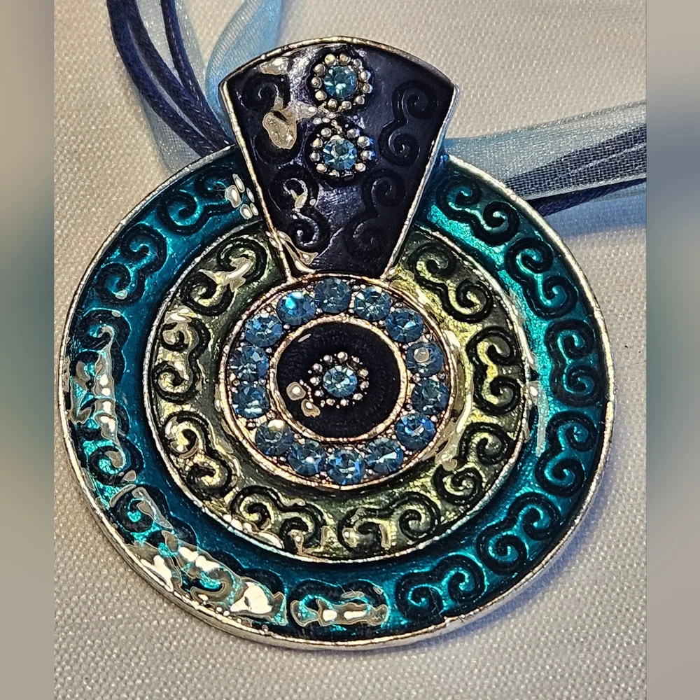 Vintage Silver Etched Blue Rhinestone Enamel Pendant Pierced Earrings Set